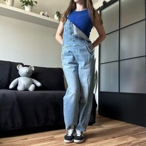 Abercrombie & Fitch Light Wash Overalls